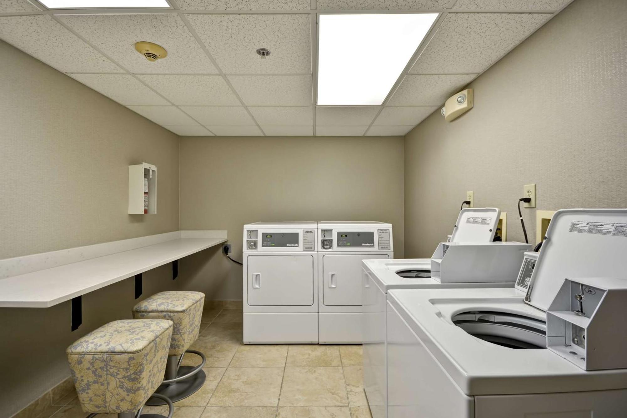 Homewood Suites Durham-Chapel Hill I-40 מראה חיצוני תמונה